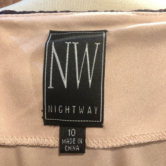 Burgundy Lace Dress - Prom/Formal - Picture 6 of 6